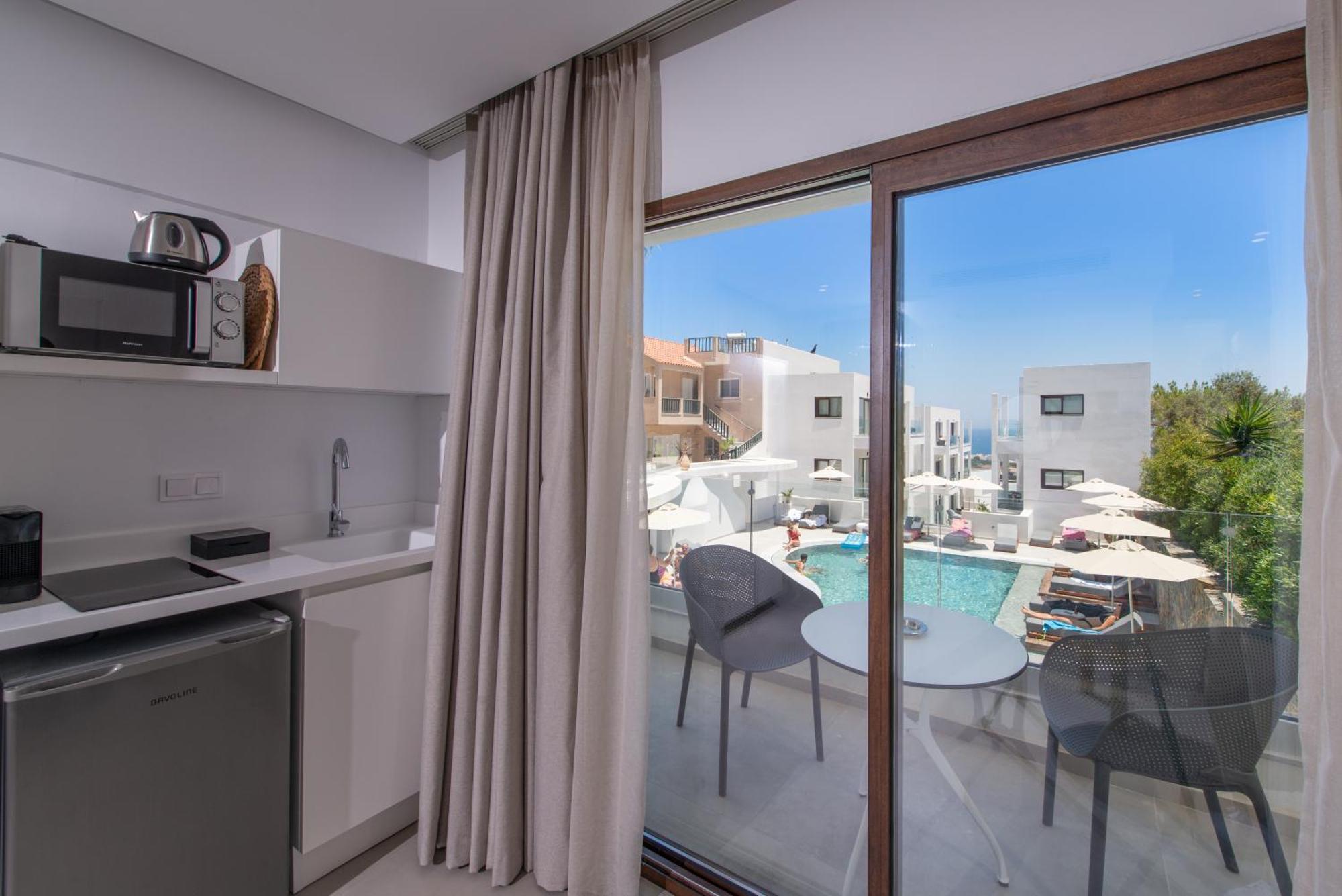 Mika Villas & Suites Hersonissos  Pokoj fotografie