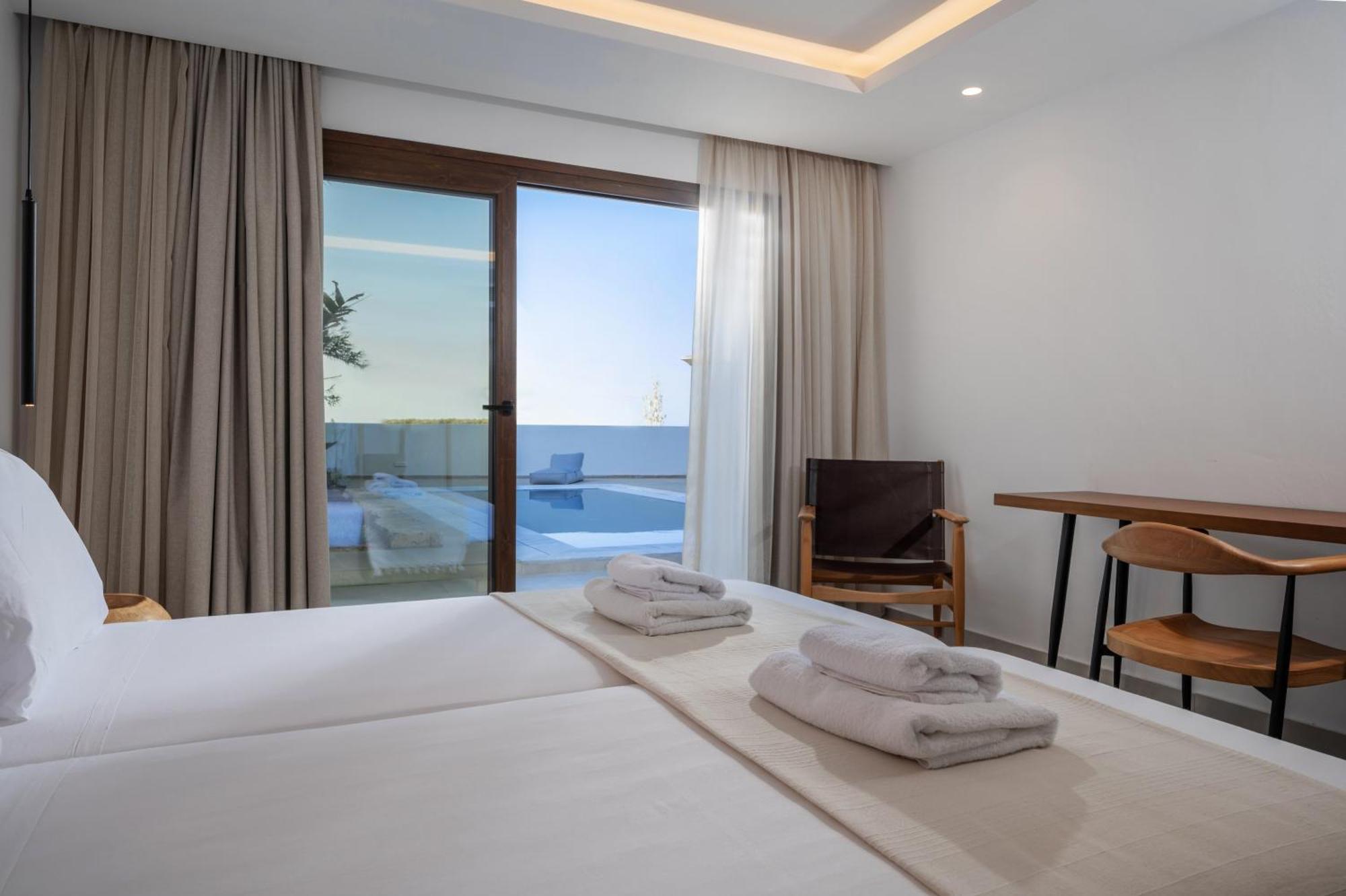 Mika Villas & Suites Hersonissos  Pokoj fotografie